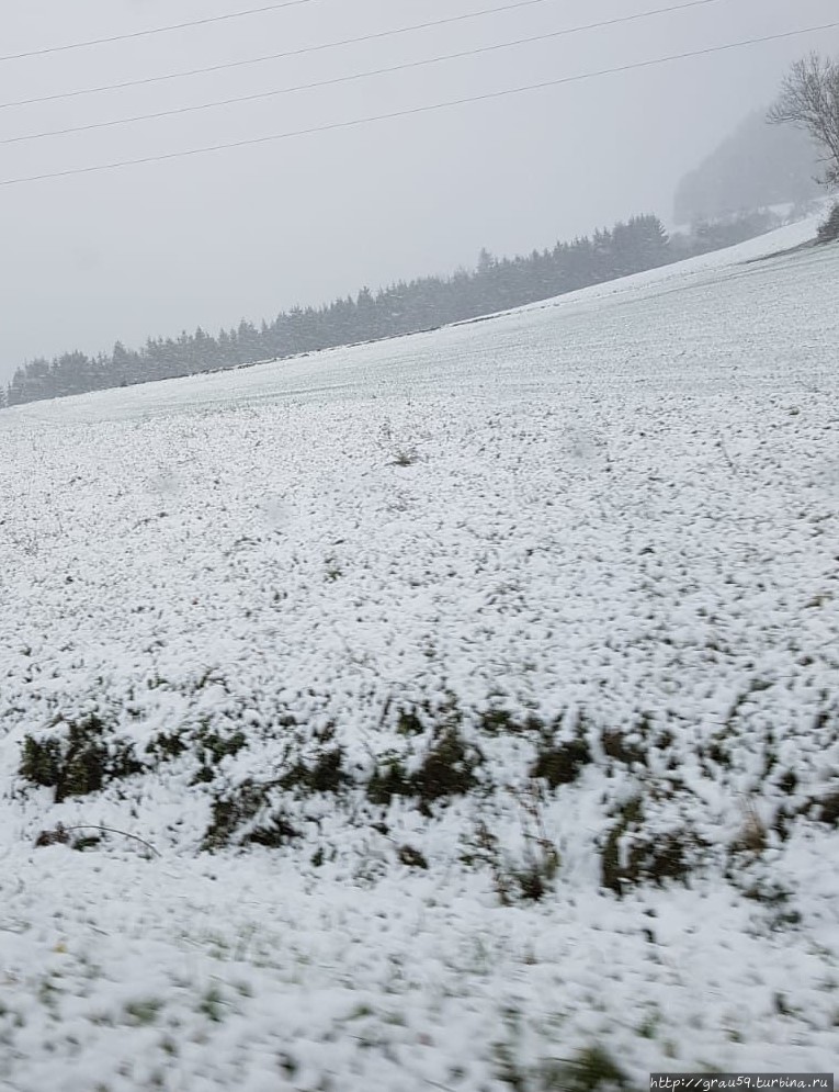 Первый снег в Баден-Вюртемберге Хёхеншванд, Германия