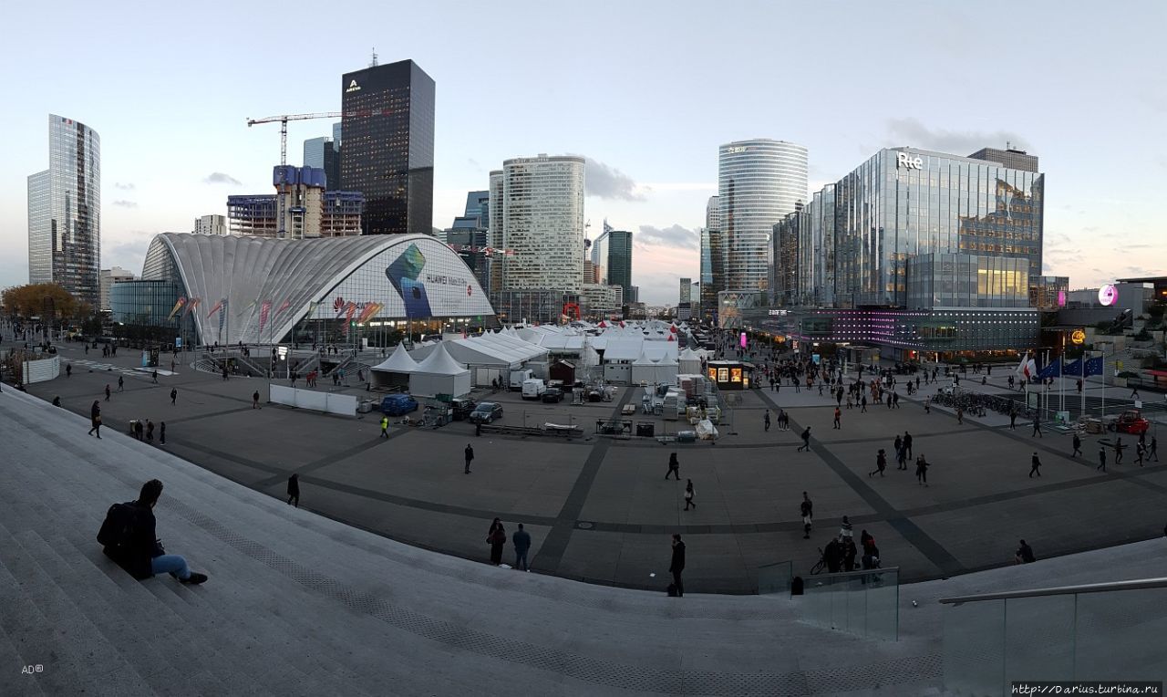 Париж 2018 — Ла-Дефанс Париж, Франция