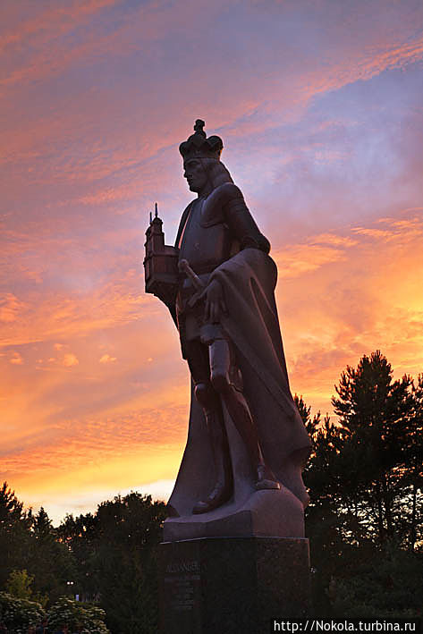 Памятник князю Александру