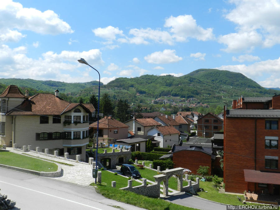 Городок Ариле + пару слов о религиозных  традициях сербов Ариле, Сербия