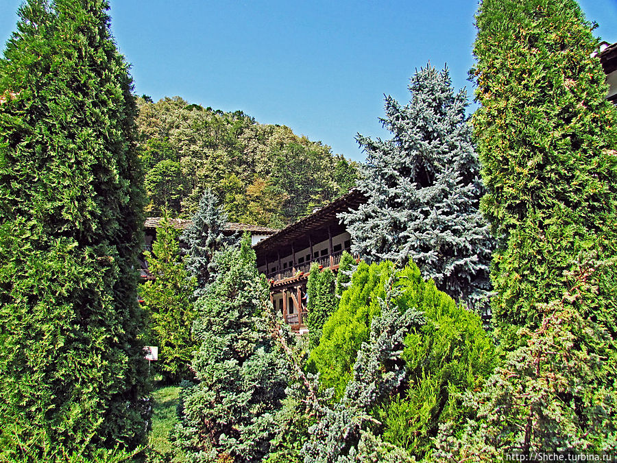 Троянский монастырь Успения Богородицы — во истину чудо Троян, Болгария