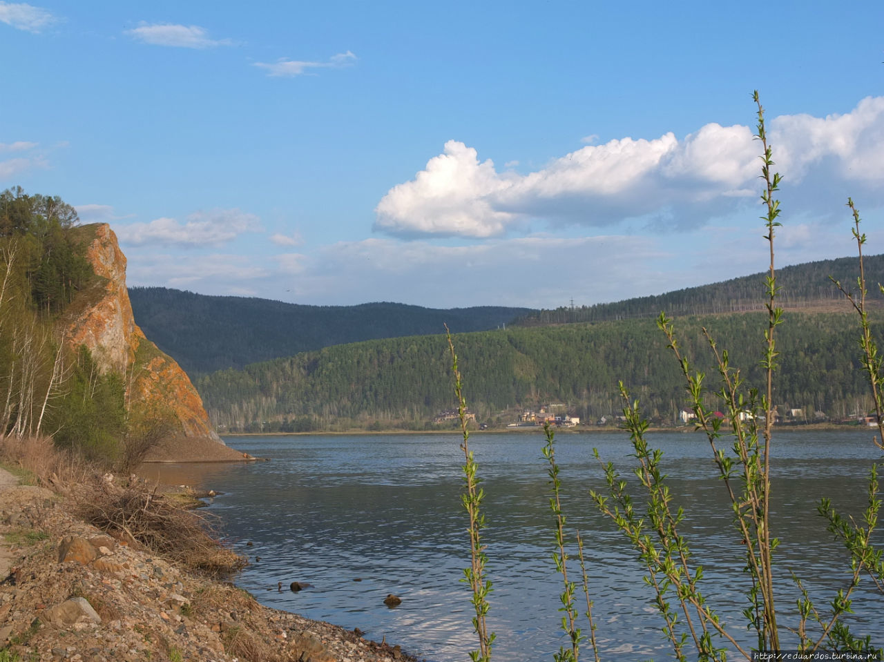 Вдоль левого берега Енисея, вверх по течению Красноярск, Россия