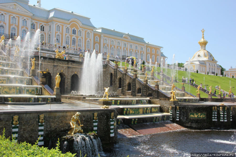 Белые ночи Северной Пальмиры, также парки и дворцы пригорода Санкт-Петербург и Ленинградская область, Россия