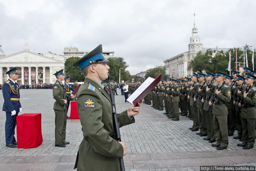 На брусчатке главной площади (Воронеж) Воронеж, Россия