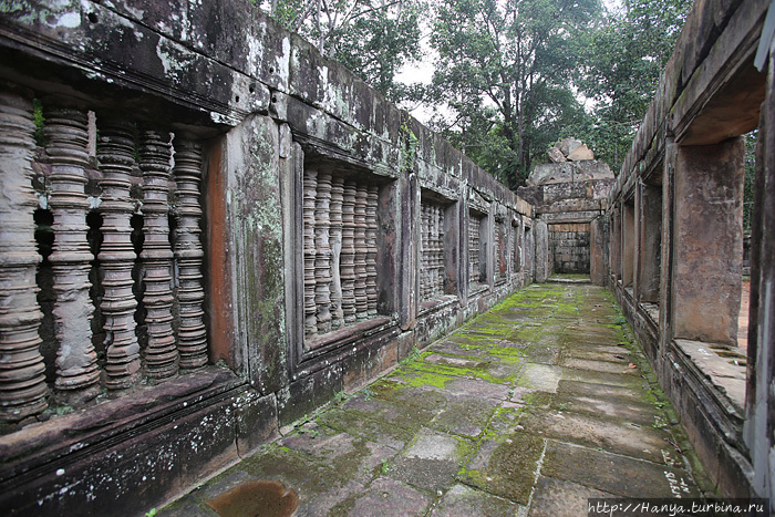 Храм Та Кео. Внутри галереи первого яруса. Фото из интернета Ангкор (столица государства кхмеров), Камбоджа