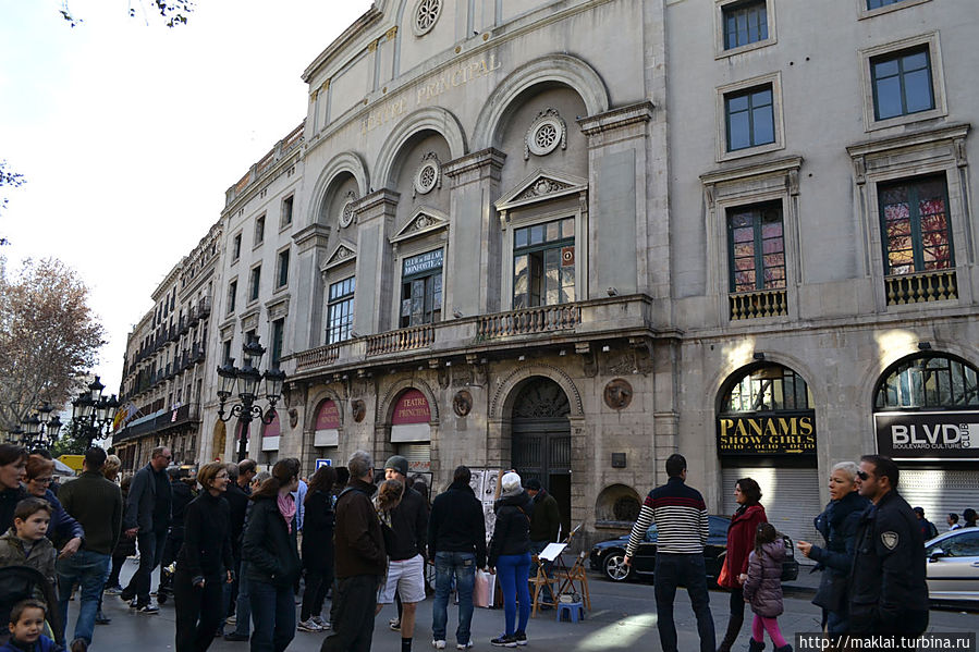 Театр «Принсипаль» — первый театр Барселоны. Барселона, Испания