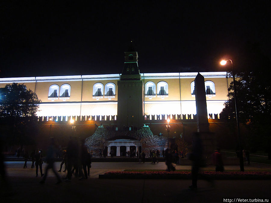 Вечерняя и праздничная Москва