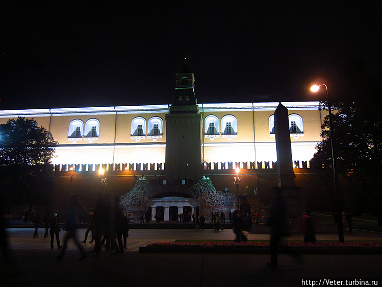 Вечерняя и праздничная Мо