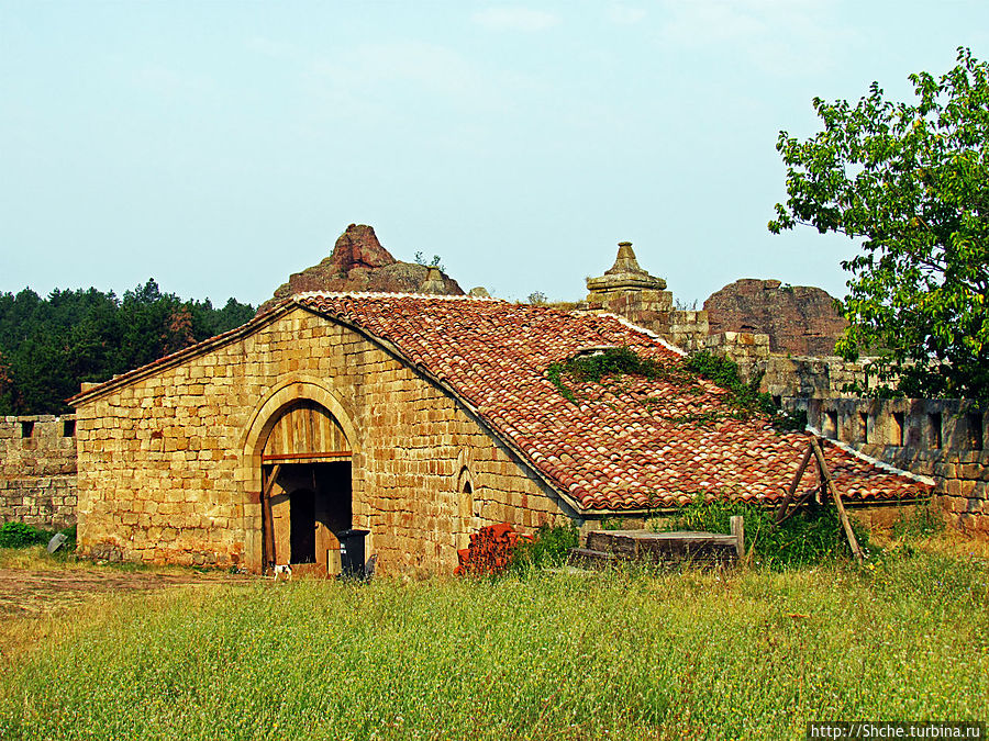 постройка 14 века, отреставрированная Белоградчик, Болгария