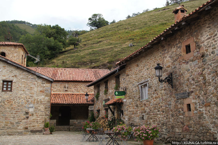 Барсена Майор — сувенирная деревня Кантабрия, Испания