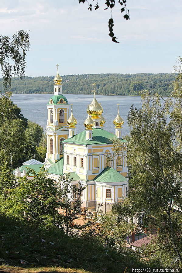 А мы по Волге, а мы по Волге матушке плывем. Плёс. Плёс, Россия