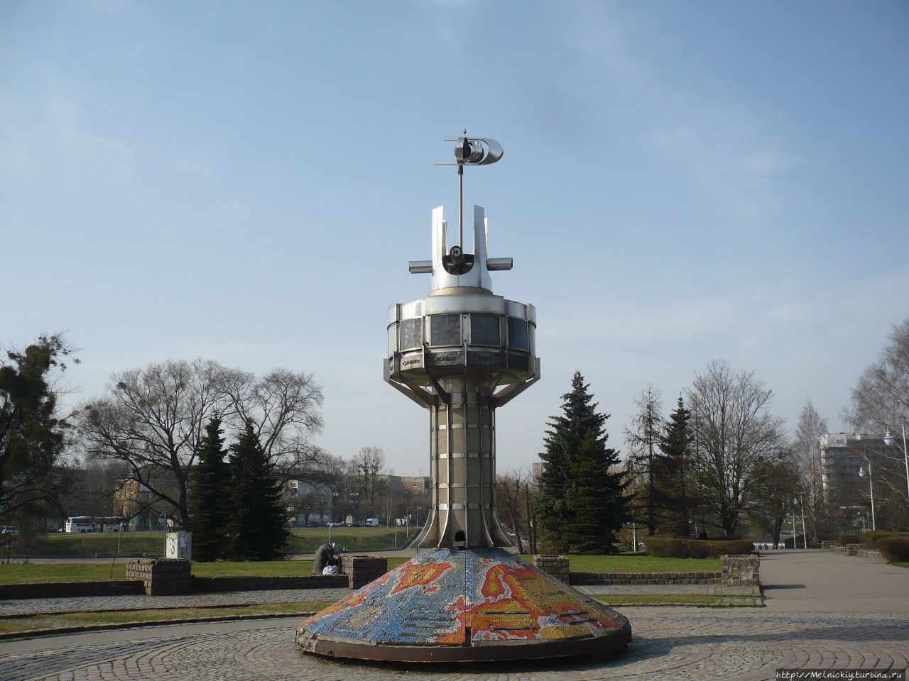 Памятный знак «Часовые пояса» Калининград, Россия