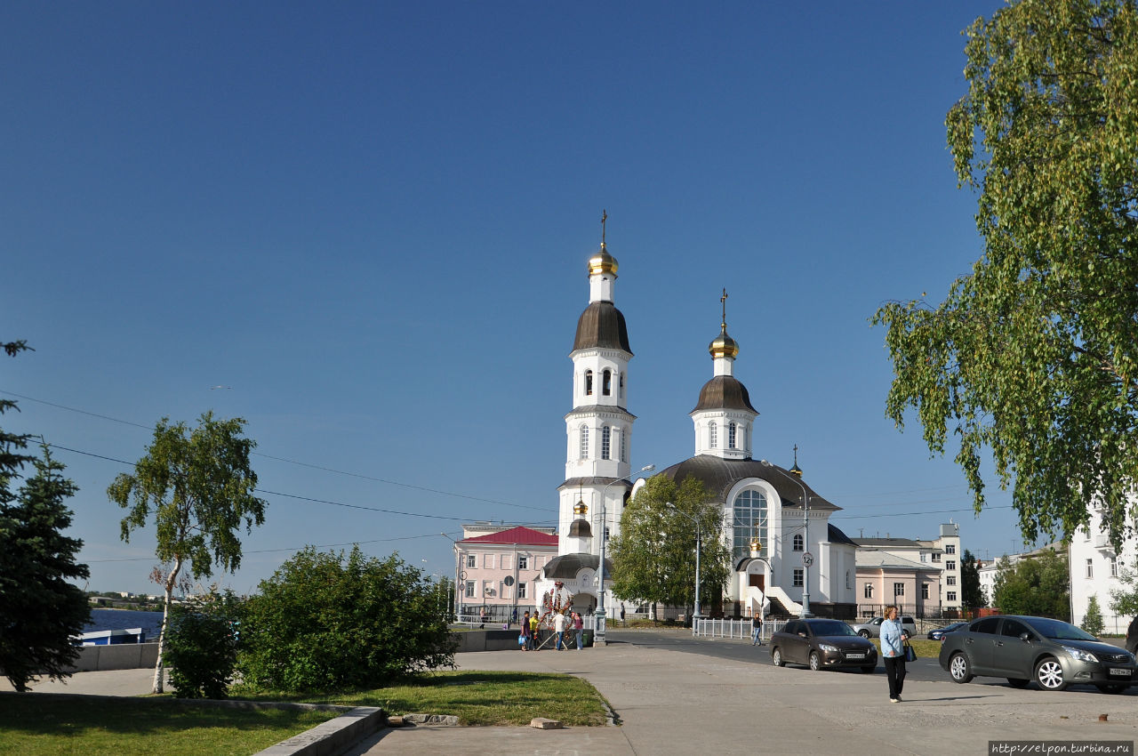 В столице корабелов и трескоедов Архангельск, Россия