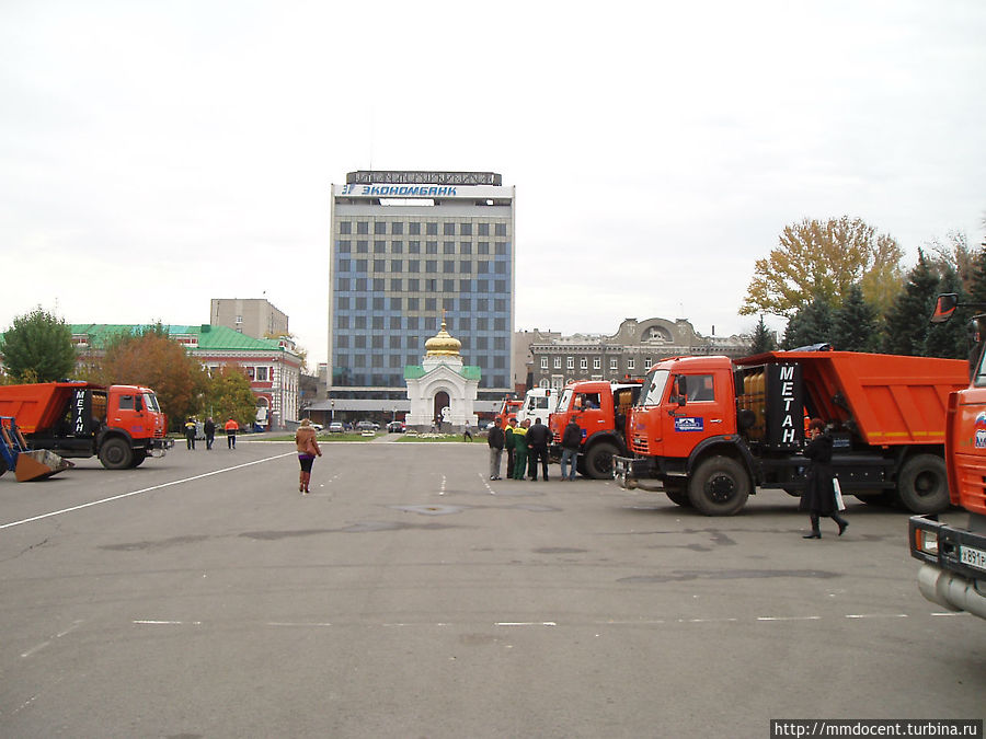 На площади был смотр техники ЖКХ