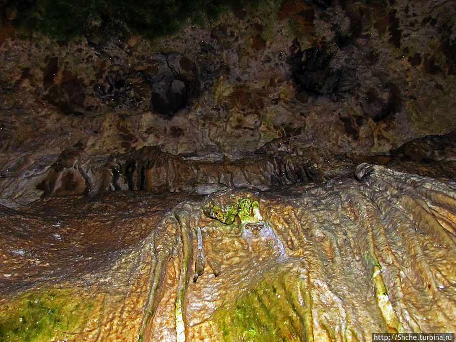 Внутри пещеры 