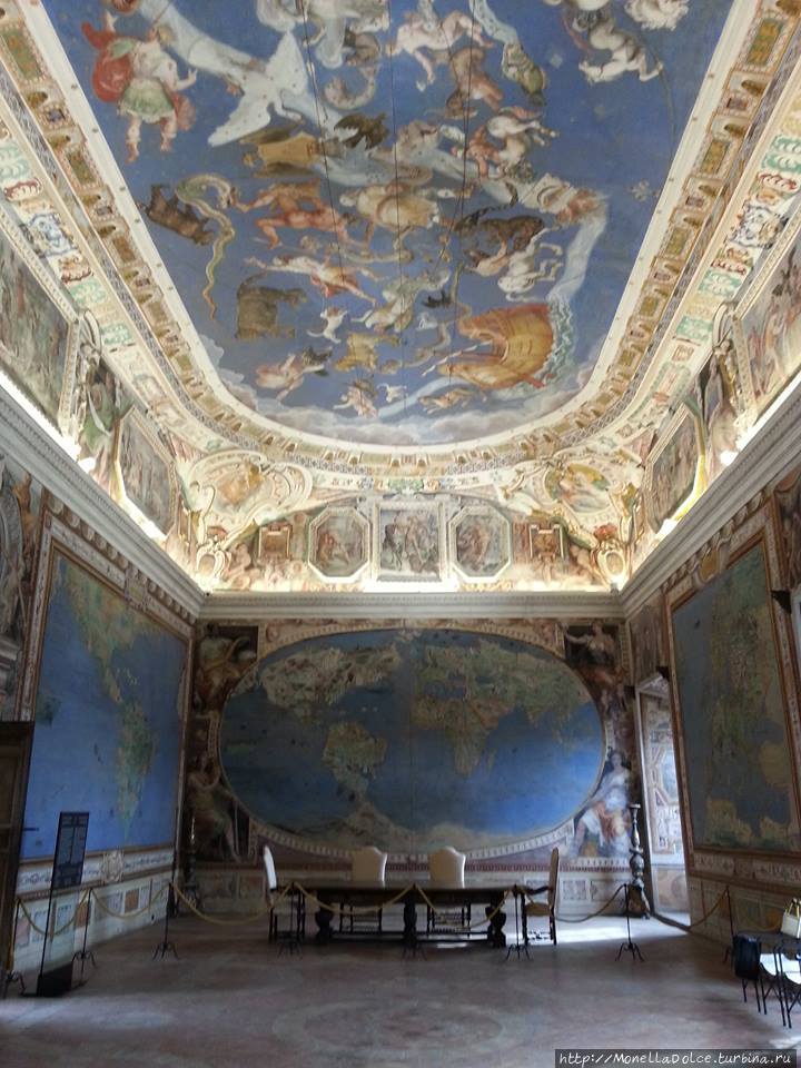 Дворец Фарнэзэ в Капрарола — вилла Фарнэзэ — 2015 Капрарола, Италия