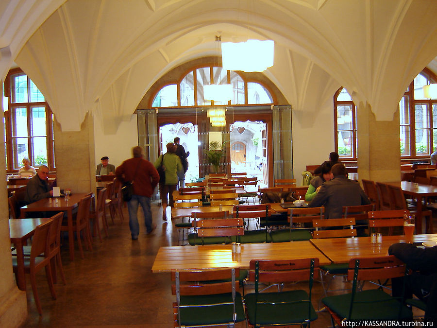 Gesund & Köstlich Kantine im Rathaus Мюнхен, Германия