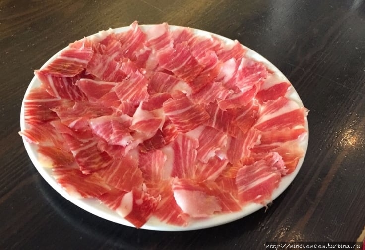 Блюдо с хамоном Севилья, Испания