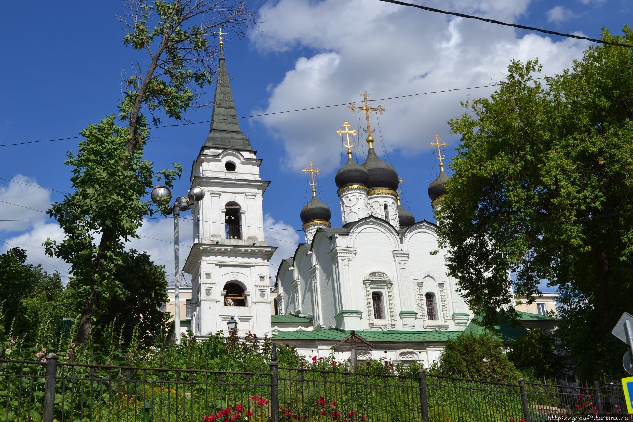 Храм Владимира равноапостольного в Старых Садех Москва, Россия