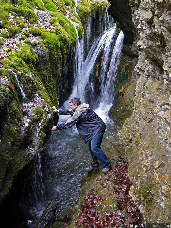 Один из каскадов реки Узень-Баш, выдавший себя за водопад Крымский природный заповедник, Россия