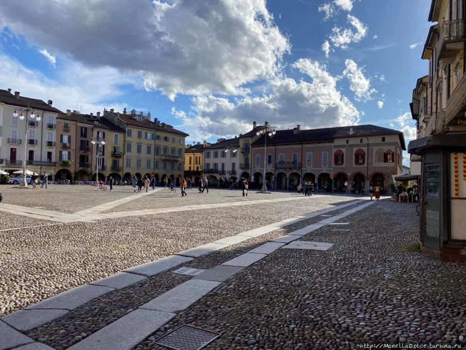Исторический центр города  Lodi Лоди, Италия