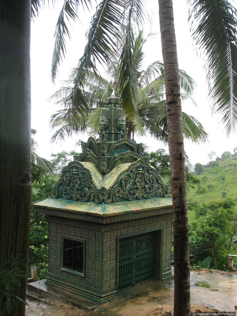 Храм Ват Леу