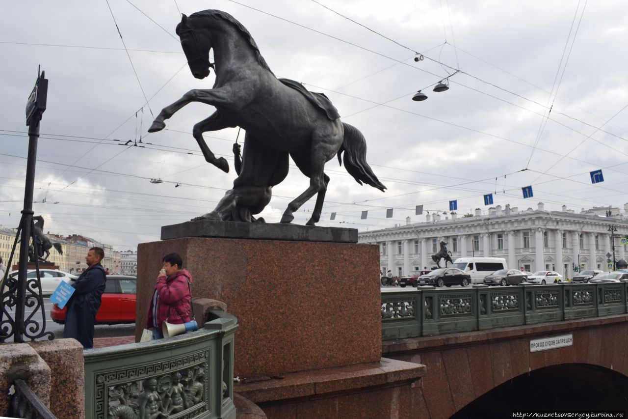 Санкт-Петербург. Прогулка по Невскому проспекту. Санкт-Петербург, Россия