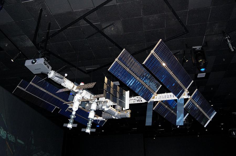 Макет МКС — Международной Космической Станции
