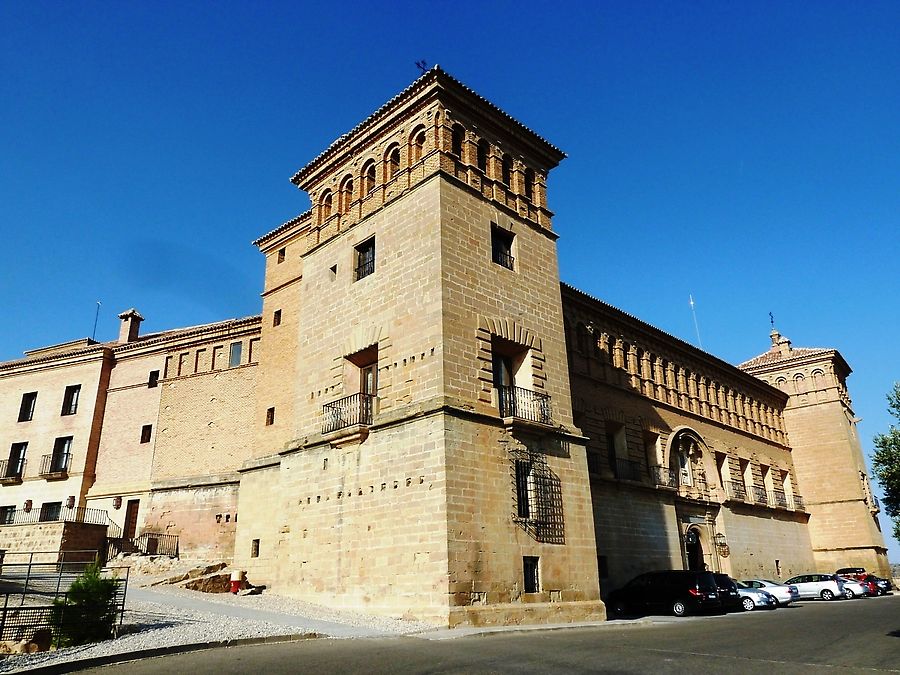 Замок рыцарей ордена Калатравы Альканьис, Испания