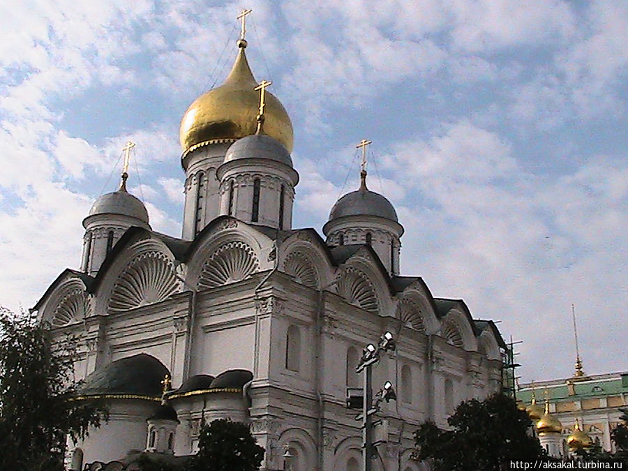 Некрополь архангельского собора