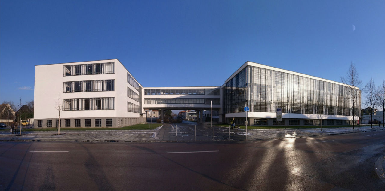 Баухауз Дессау архитектурная школа / Bauhaus Dessau building