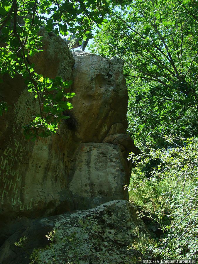 Статуя горного козла Джермук, Армения