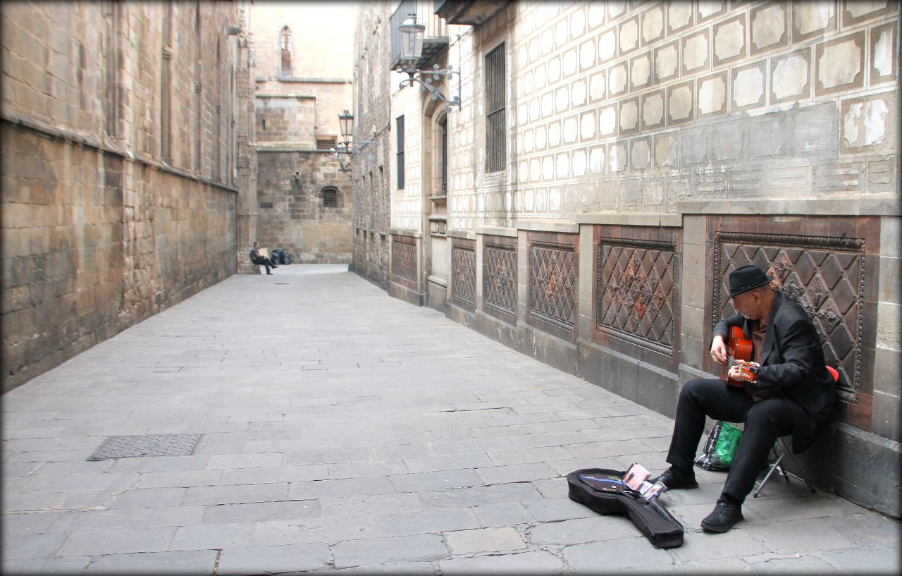 Обычные люди — Барселона Барселона, Испания