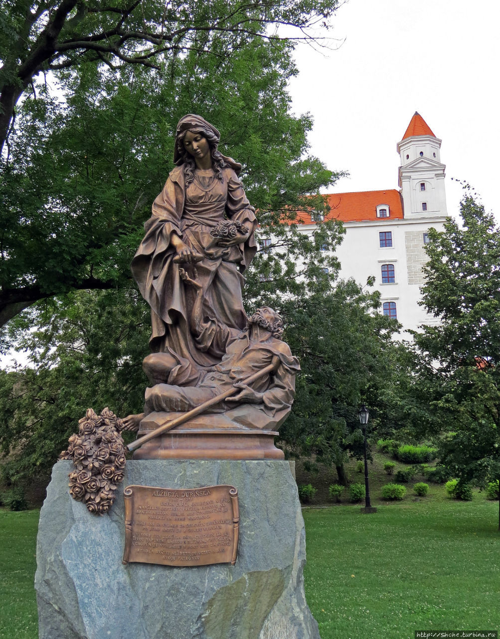 Памятник Елизавете Тюрингской Братислава, Словакия