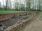 Руины одного из крематориев на территории Аушвиц-Биркенау