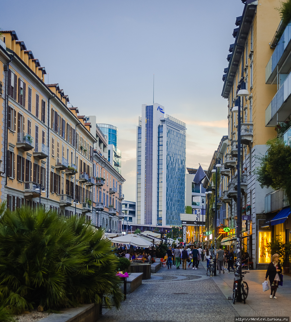 Вечерний Милан. Мегаполис Милан, Италия