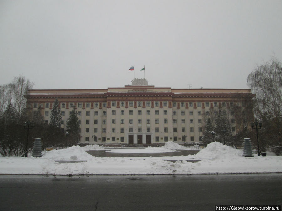 Прогулка по Тюмени в апрельский снегопад Тюмень, Россия