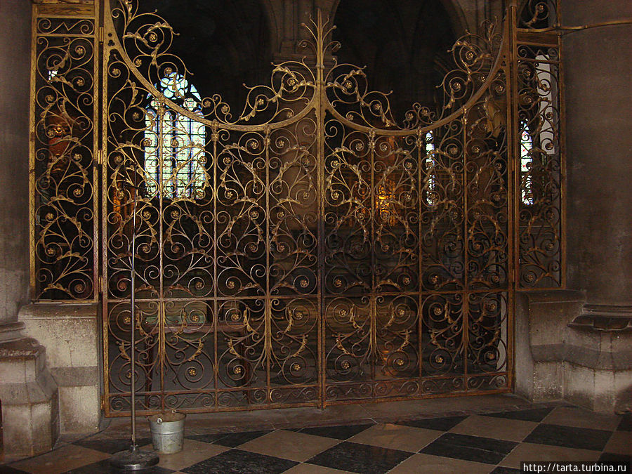 Кованое кружево решетки