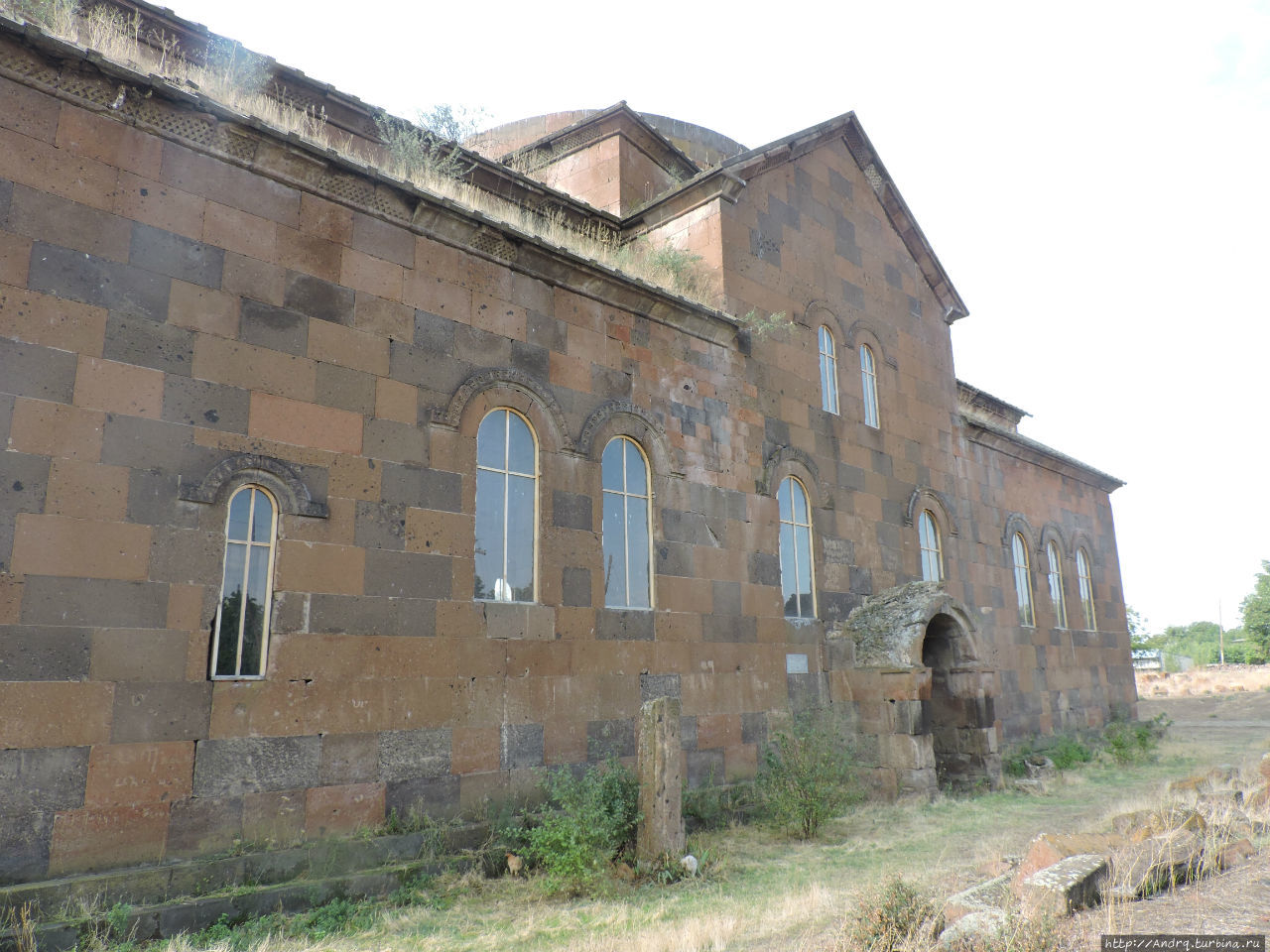 Село Аруч.Развалины дворцового комплекса Армения