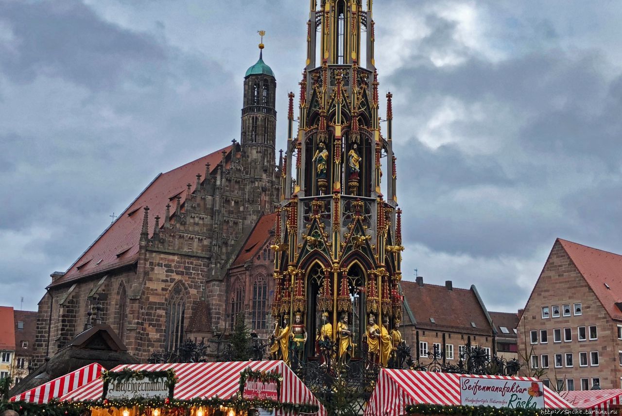 Центральная рыночная площадь Нюрнберг, Германия