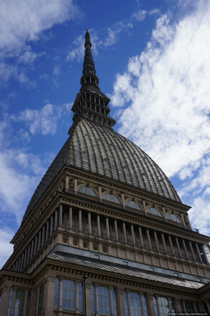 Про башню, упирающуюся в небо, и город под ногами Турин, Италия