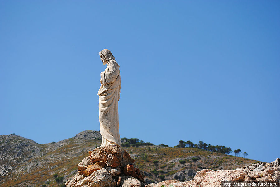 Михас Михас, Испания