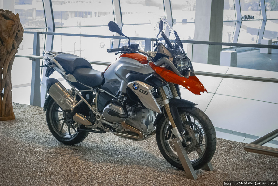 Мир БМВ Мюнхен, Германия