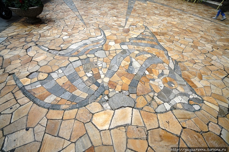 Санта-Маргерета-Лигуре — мозаика под ногами. Санта-Маргерита-Лигуре, Италия