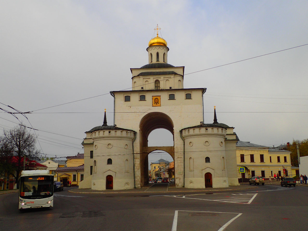 Троицкая старообрядческая церковь и Золотые ворота Владимира Владимир, Россия
