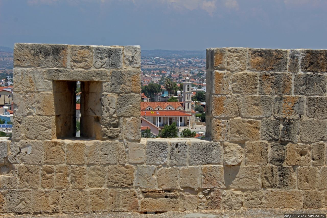 Замок Колосси Колосси, Кипр