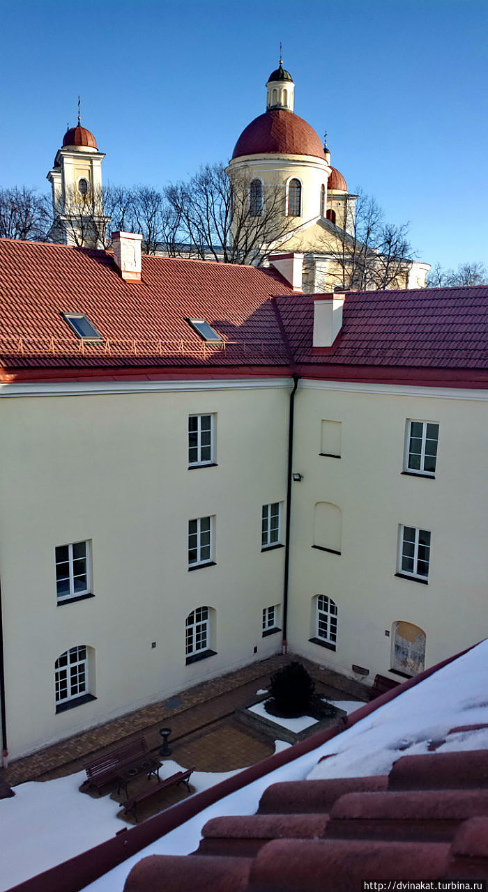 Вид из окна моностыря-оте