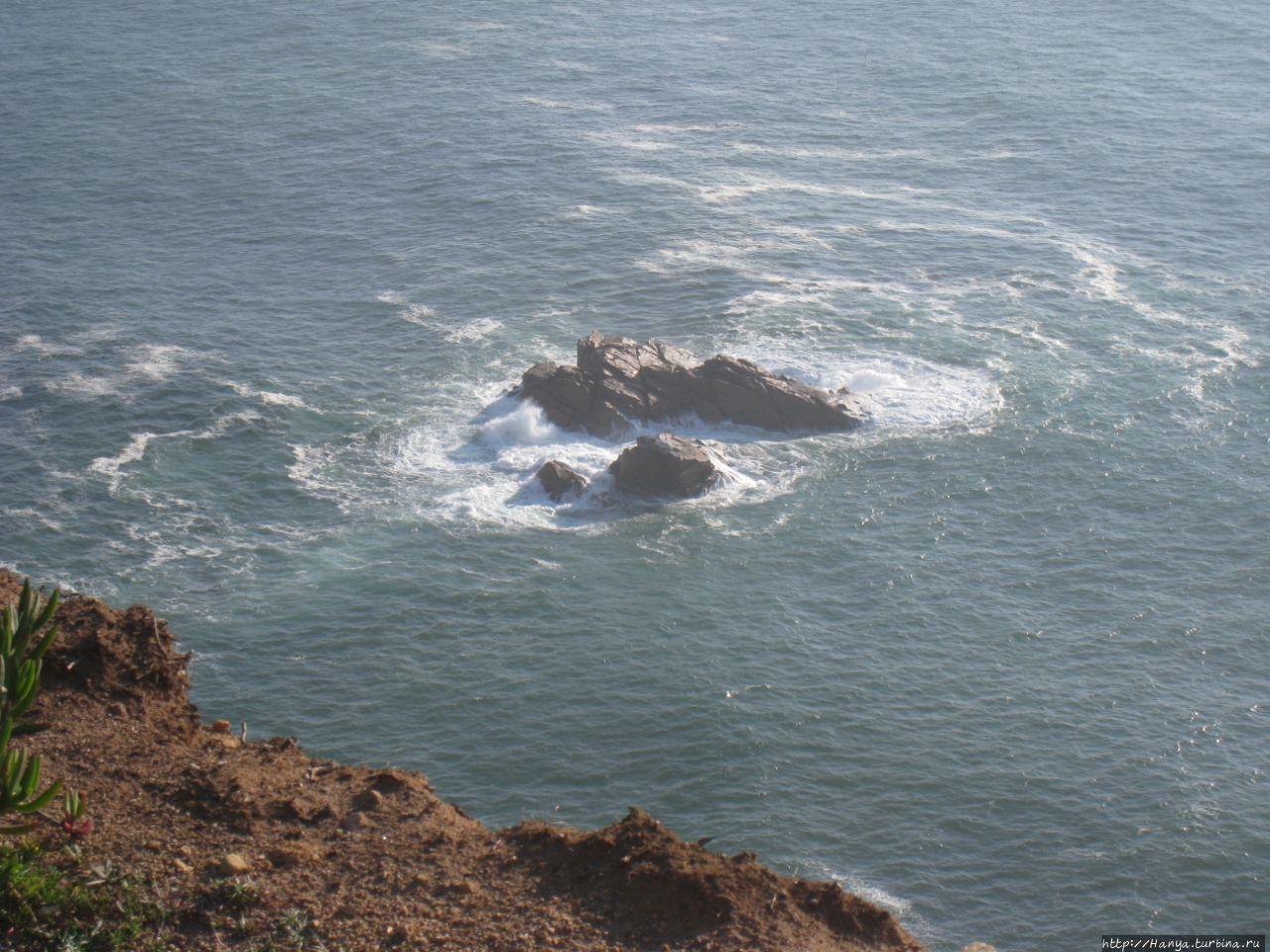 Здесь кончается море