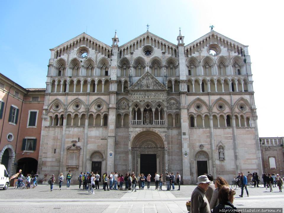 Базилика La Cattedrale di San Giorgio Martire (Ferrara) Феррара, Италия