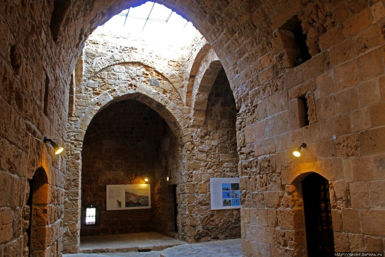 Пафосский замок Пафос, Кипр